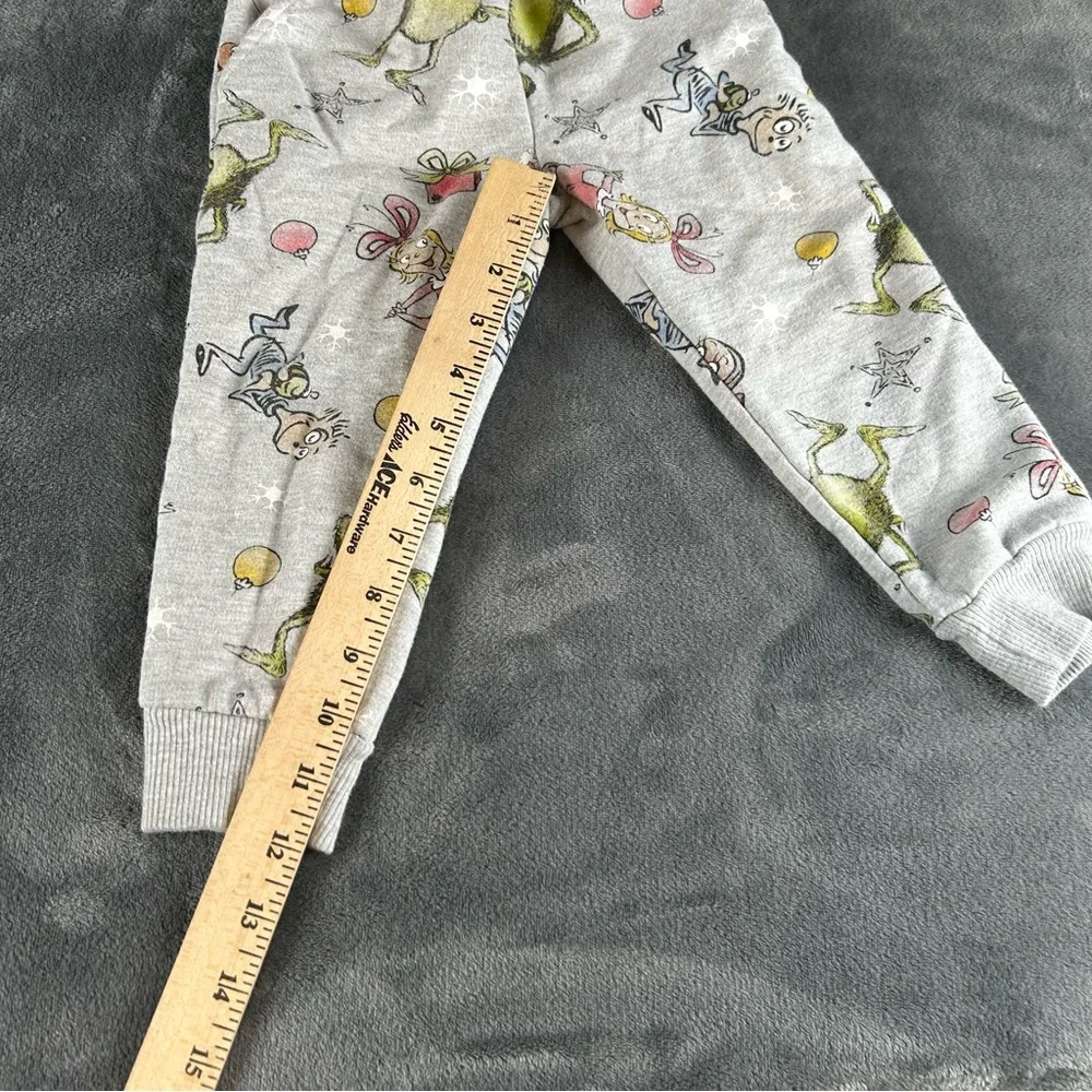 The Grinch 2 Piece‎ Sweat Suit Baby Toddler 2T Joggers & Crewneck Gray
